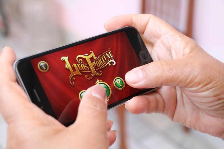 Att spela casino på mobilen är enkelt